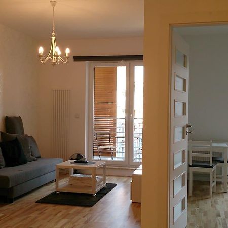 1 Bedroom Francuska Park Apartment Kattowitz Exterior foto