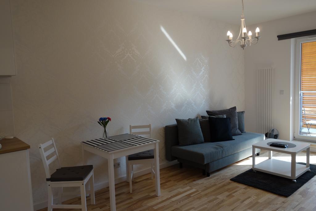 1 Bedroom Francuska Park Apartment Kattowitz Exterior foto